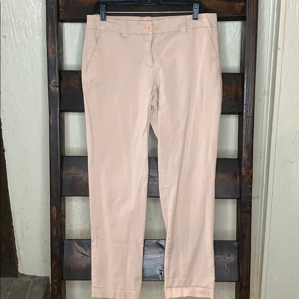 Pink pants size 8.                           H1